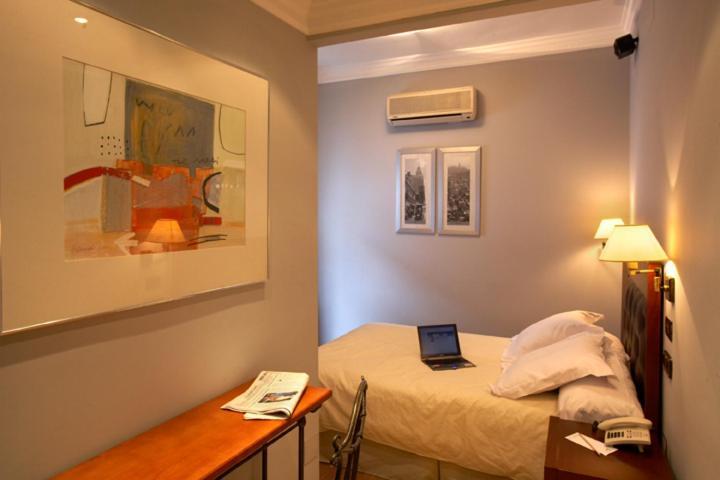 Hotel Juanito La Roda Rum bild